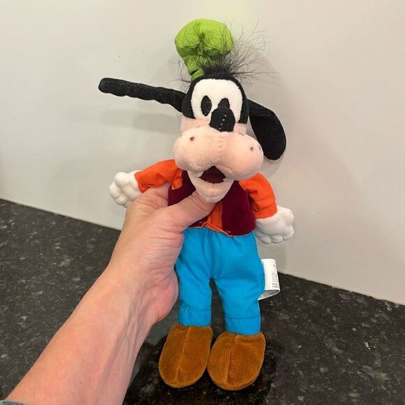 Goofy Disney 11 Inches Plush -bean Bag - Picture 1 of 5
